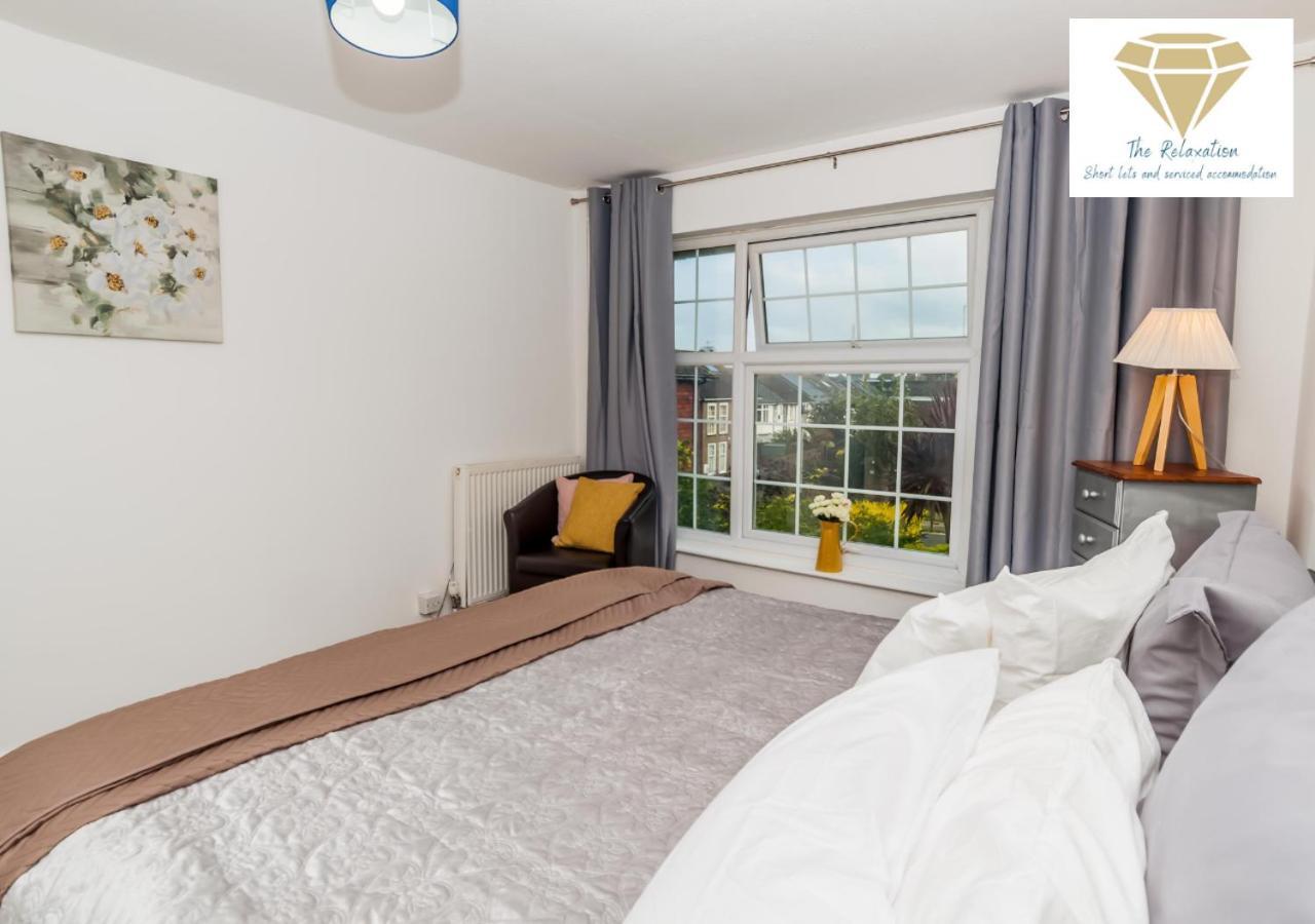 2 Bed Apartment-5 Guests - Business-Relocation-Parking - The Brighton Short Stay & Serviced Apartments Bagian luar foto
